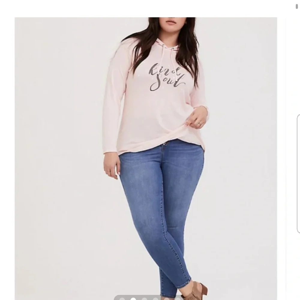TORRID KIND SOUL LIGHT PINK HACCI HOODIE